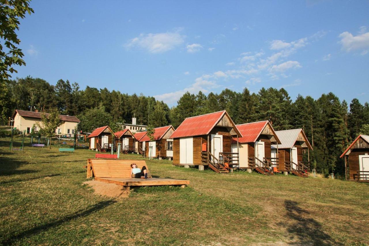 Camping V Raji - Palda Hotel Rovensko pod Troskami Eksteriør billede