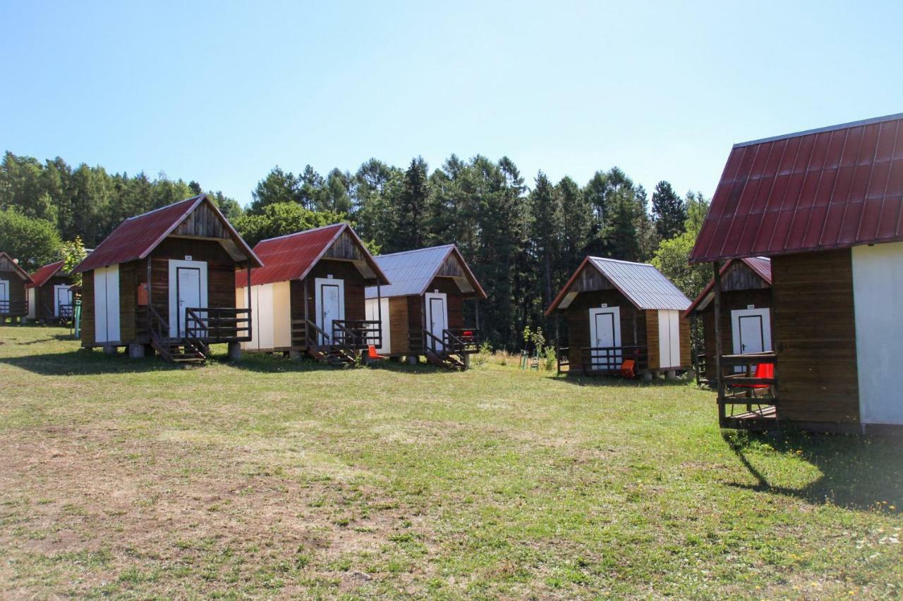 Camping V Raji - Palda Hotel Rovensko pod Troskami Eksteriør billede